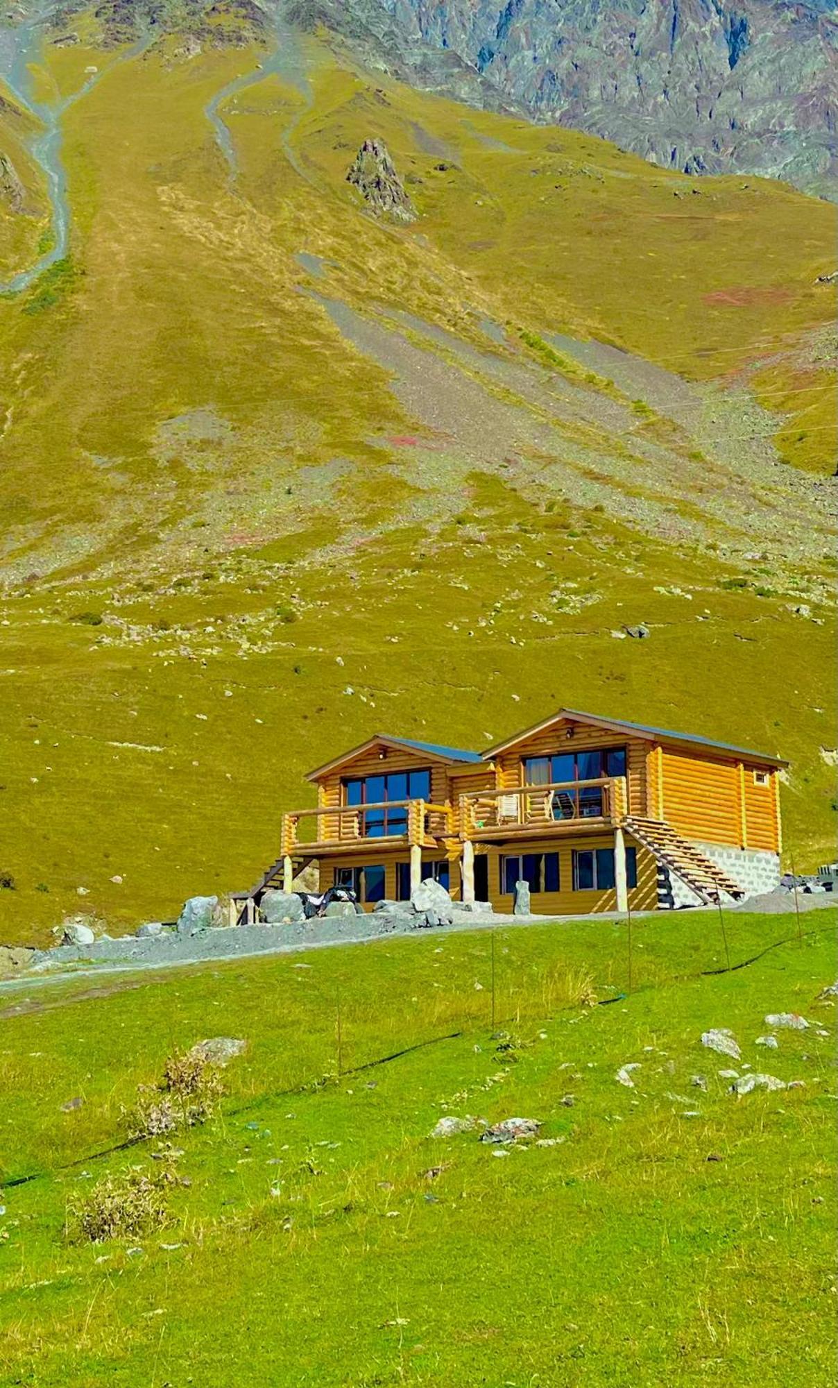 Alone Cottage Kazbegi Exterior foto